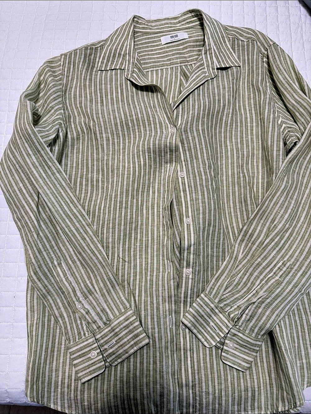 Uniqlo Striped Button Down Shirt Green & White Large Like New